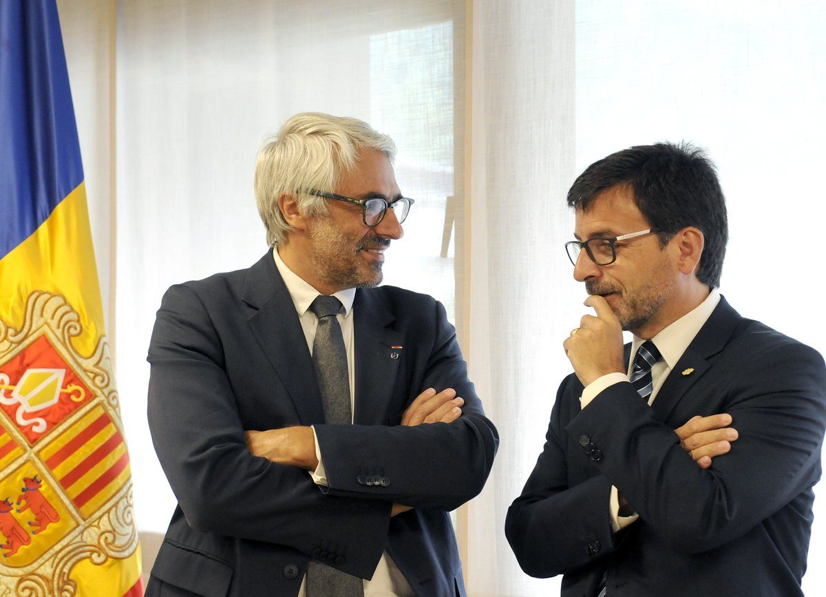 The director of the OECD Tax and Administration Policy Center, Pascal Saint-Amans, assured during his visit to Andorra that the country is no longer at the center of the Organization for Cooperation and Development Economic It has verified the validity of the economic and fiscal transformations carried out to comply with international law. The OECD welcomes Andorra's efforts to adapt to international standards on fiscal matters and transparency. The work done so far has been approved by Pascal Saint-Amans, who does not see the Principality as a concern at this time for the OECD and has highlighted the efforts that have been recognized by the international community.